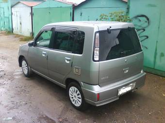 2000 Nissan Cube Pictures