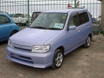2001 Nissan Cube