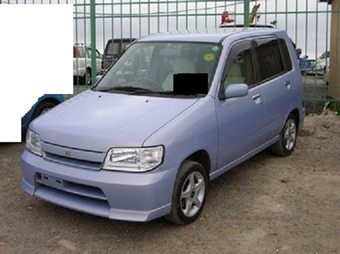 2001 Nissan Cube