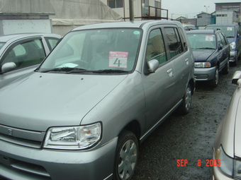 2001 Nissan Cube