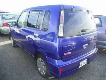 2001 Nissan Cube