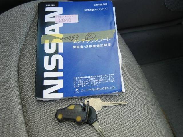 2001 Nissan Cube