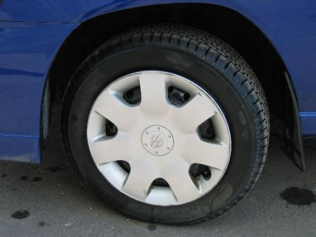 2001 Nissan Cube