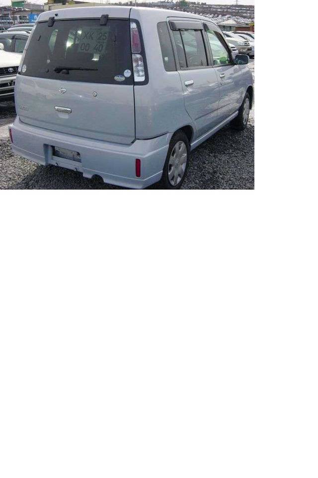 2001 Nissan Cube