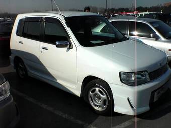 2001 Nissan Cube