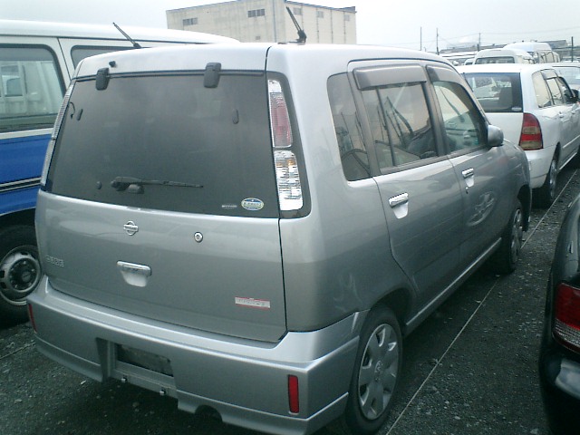 2001 Nissan Cube