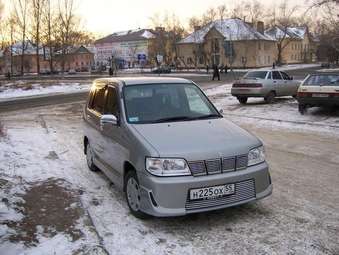 2001 Nissan Cube