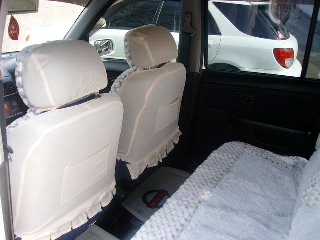 2001 Nissan Cube