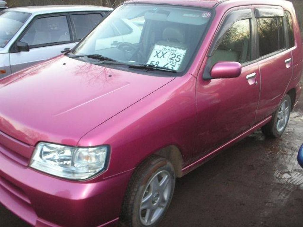 2001 Nissan Cube