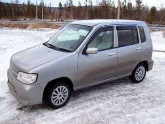 2001 Nissan Cube