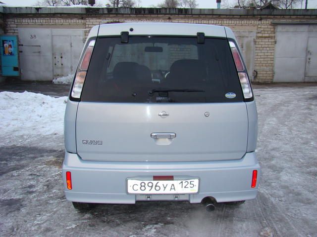 2001 Nissan Cube