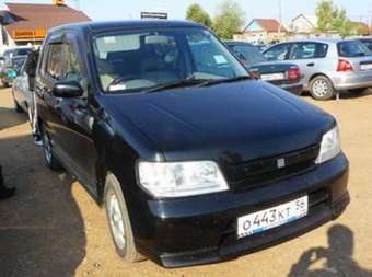 2001 Nissan Cube