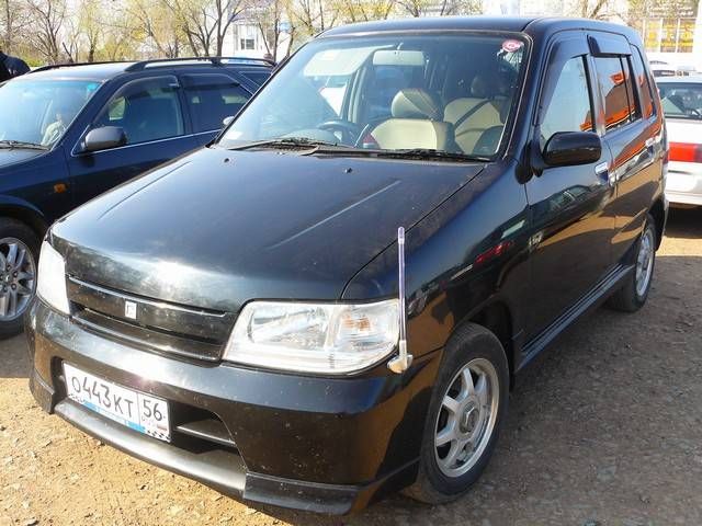 2001 Nissan Cube