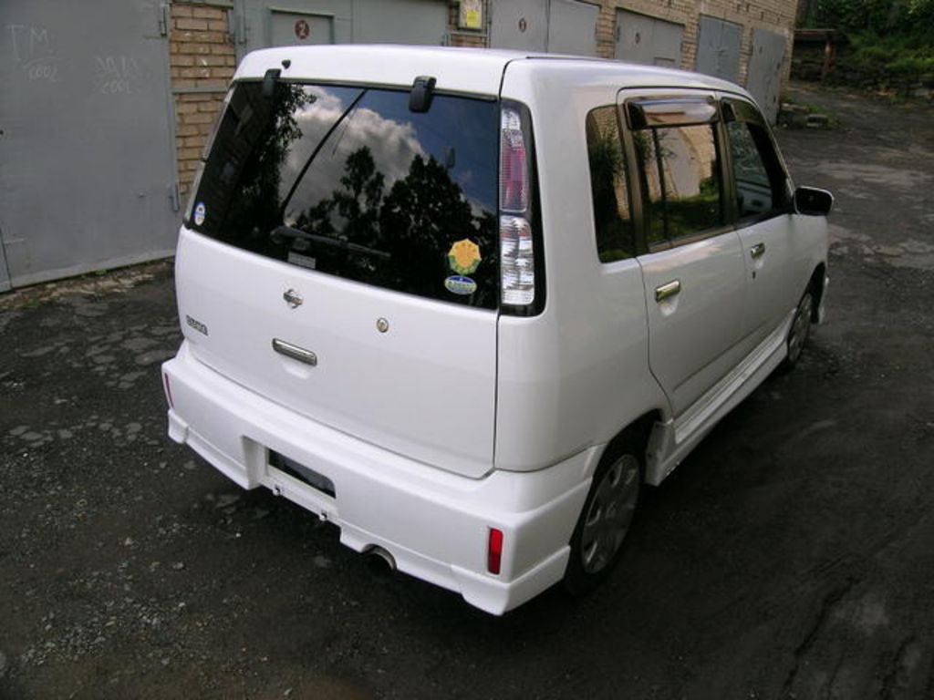 2001 Nissan Cube