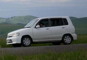 2001 Nissan Cube