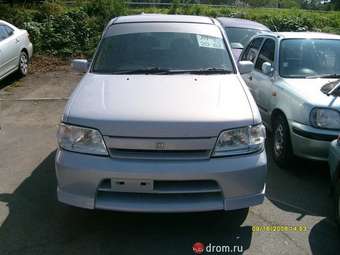 2001 Nissan Cube