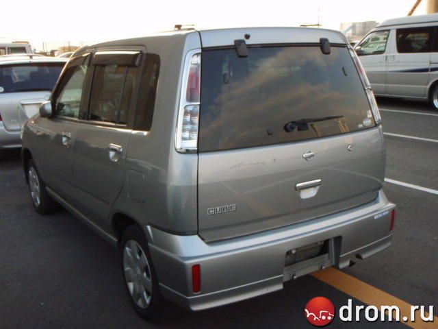 2001 Nissan Cube