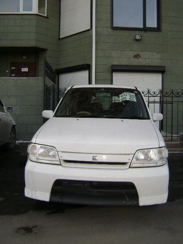 2001 Nissan Cube