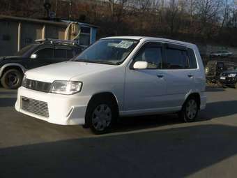 2001 Nissan Cube