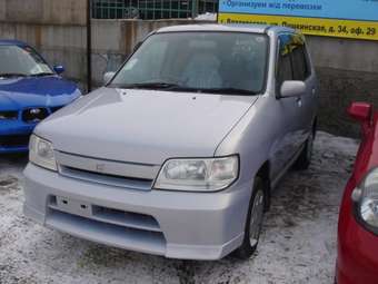 2001 Nissan Cube