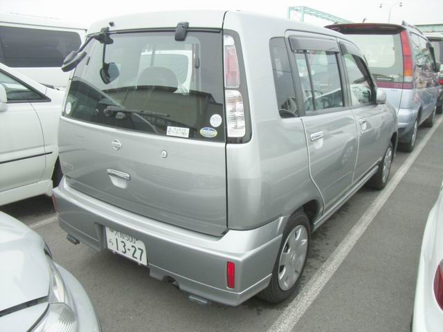 2001 Nissan Cube Pics