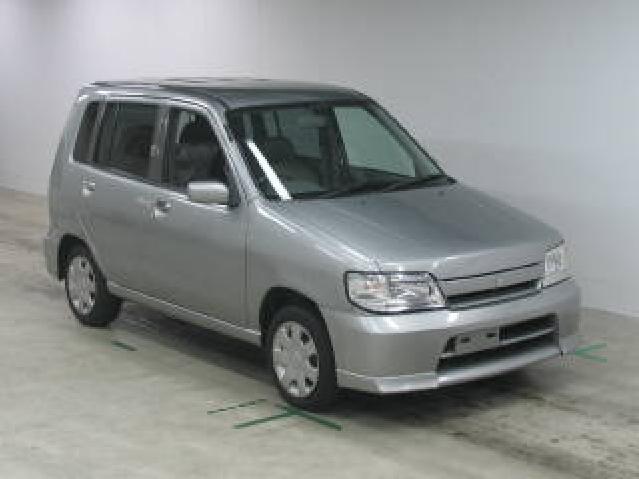 2001 Nissan Cube Photos