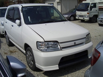 2001 Nissan Cube