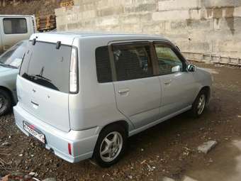 2001 Nissan Cube Pictures