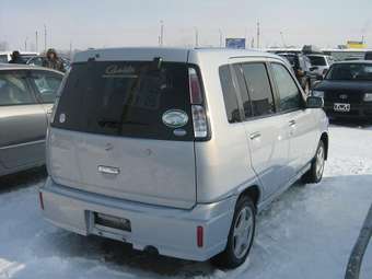 2001 Nissan Cube Pictures