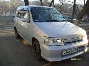 2001 Nissan Cube Images