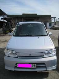 2001 Nissan Cube Pics