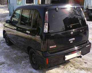 2001 Nissan Cube Pictures