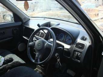 2001 Nissan Cube Pictures