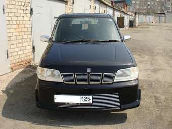2001 Nissan Cube Pics
