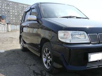 2001 Nissan Cube Pictures