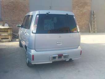 2001 Nissan Cube Pictures