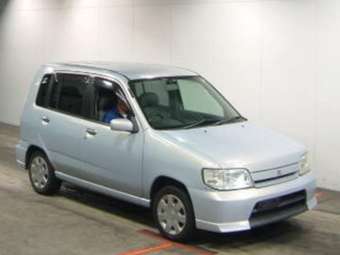 2001 Nissan Cube Pictures