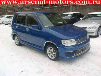 2001 Nissan Cube Images