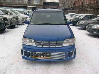 2001 Nissan Cube Pictures