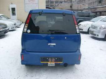 2001 Nissan Cube Pictures