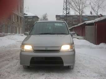 2001 Nissan Cube Pics