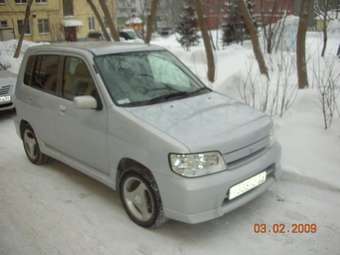 2001 Nissan Cube Pictures