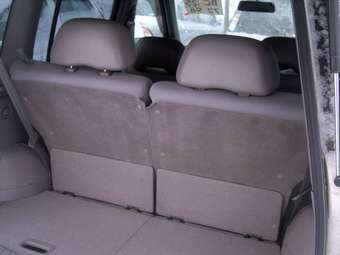 2001 Nissan Cube Photos