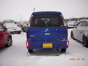 2001 Nissan Cube Photos