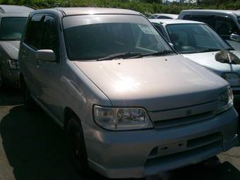 2001 Nissan Cube Images