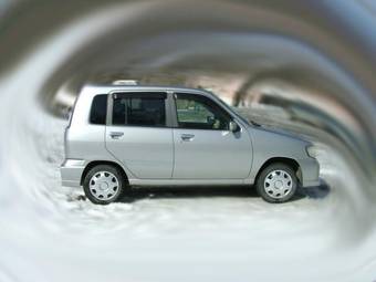 2001 Nissan Cube Photos