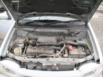 2001 Nissan Cube Pictures