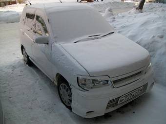 2001 Nissan Cube Pictures