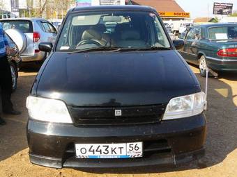 2001 Nissan Cube Pics