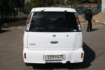 2001 Nissan Cube Pictures